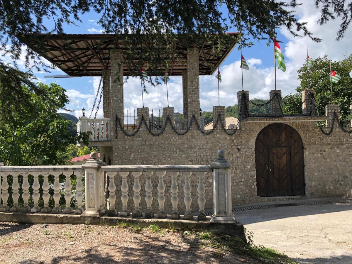 Замок Орлиное Гнездо New Athos Dış mekan fotoğraf